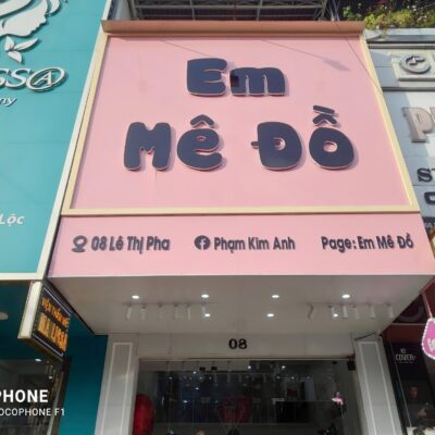 Bảng hiệu cửa hàng